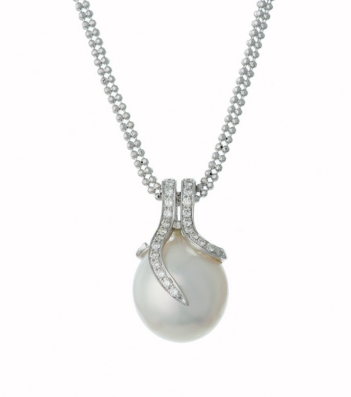 Diamond & Pearl Necklaces & Pendants